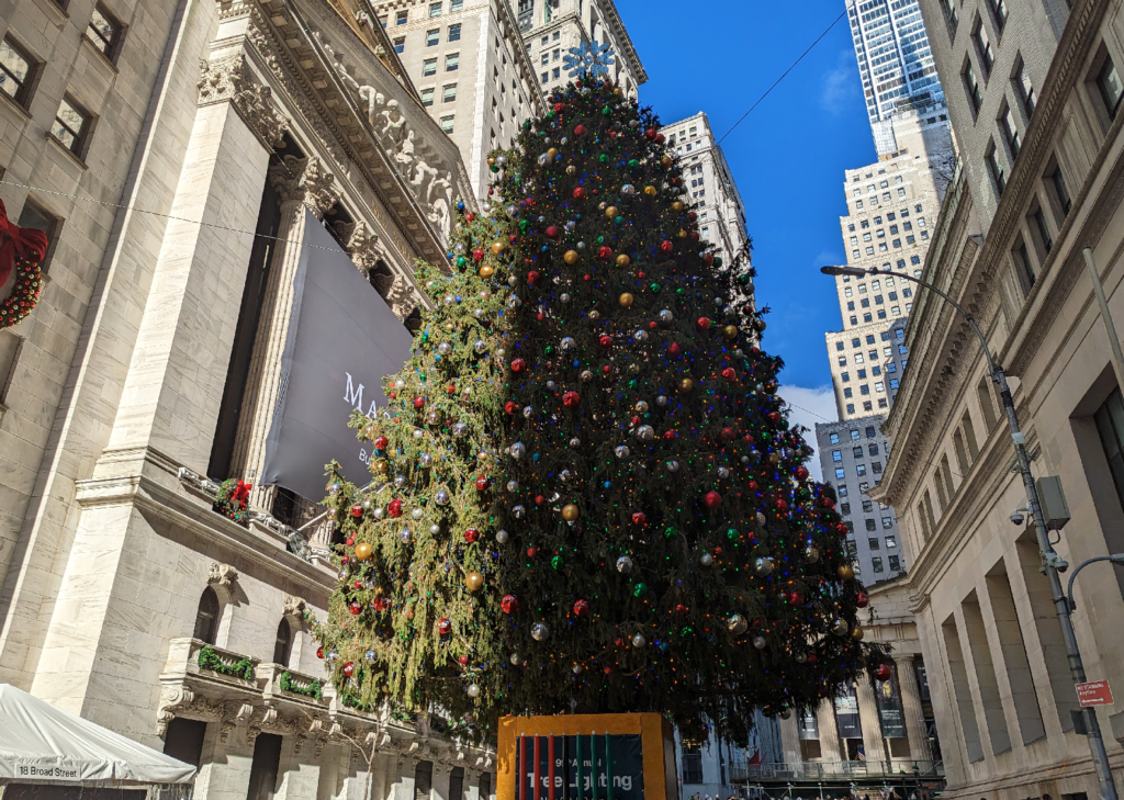 5 The Most Beautiful NYC Christmas Trees NYC Hummingbird