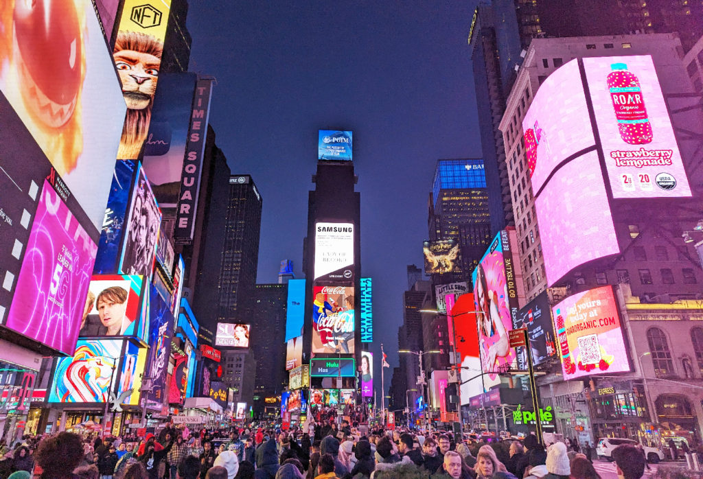 Must-See Places in New York: Times Sqaure