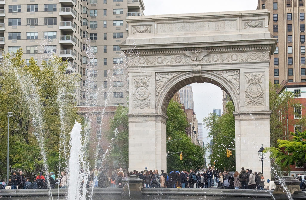 Washington Square Park: Must-See Places in New York